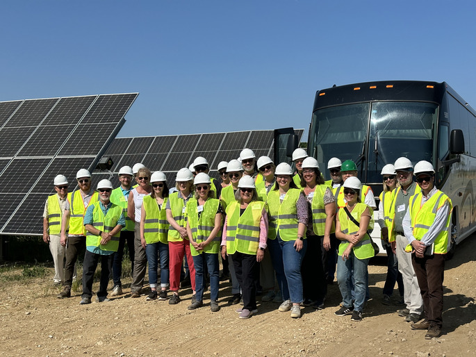 Bus Tour Solar Group C U M Graham Sustainability Institute Bus Tour Solar Group C U M Graham Sustainability Institute